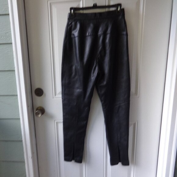 Lew Magram Collection women's size 8 black 100% real leather pants, tapered leg - Picture 2 of 16